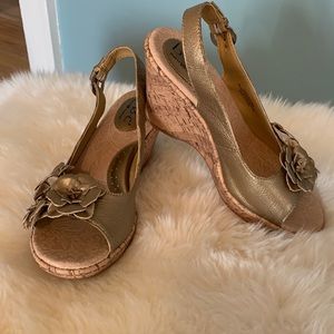 Gold Born Concept (BOC) sandals, size 7